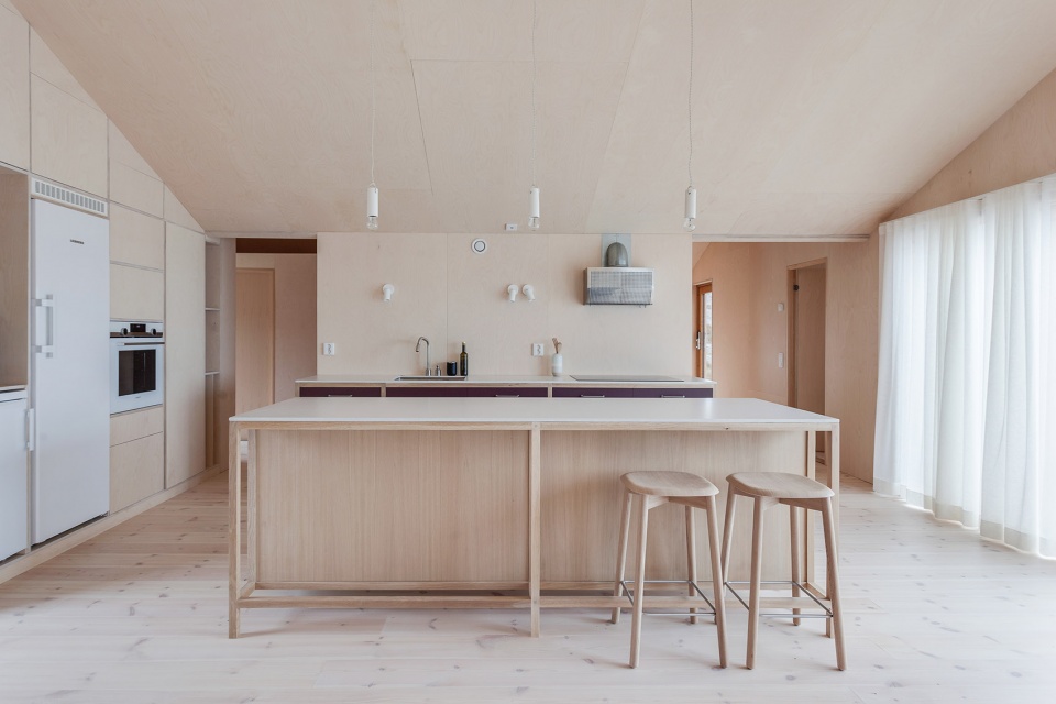 villa vassdal by studio holmberg