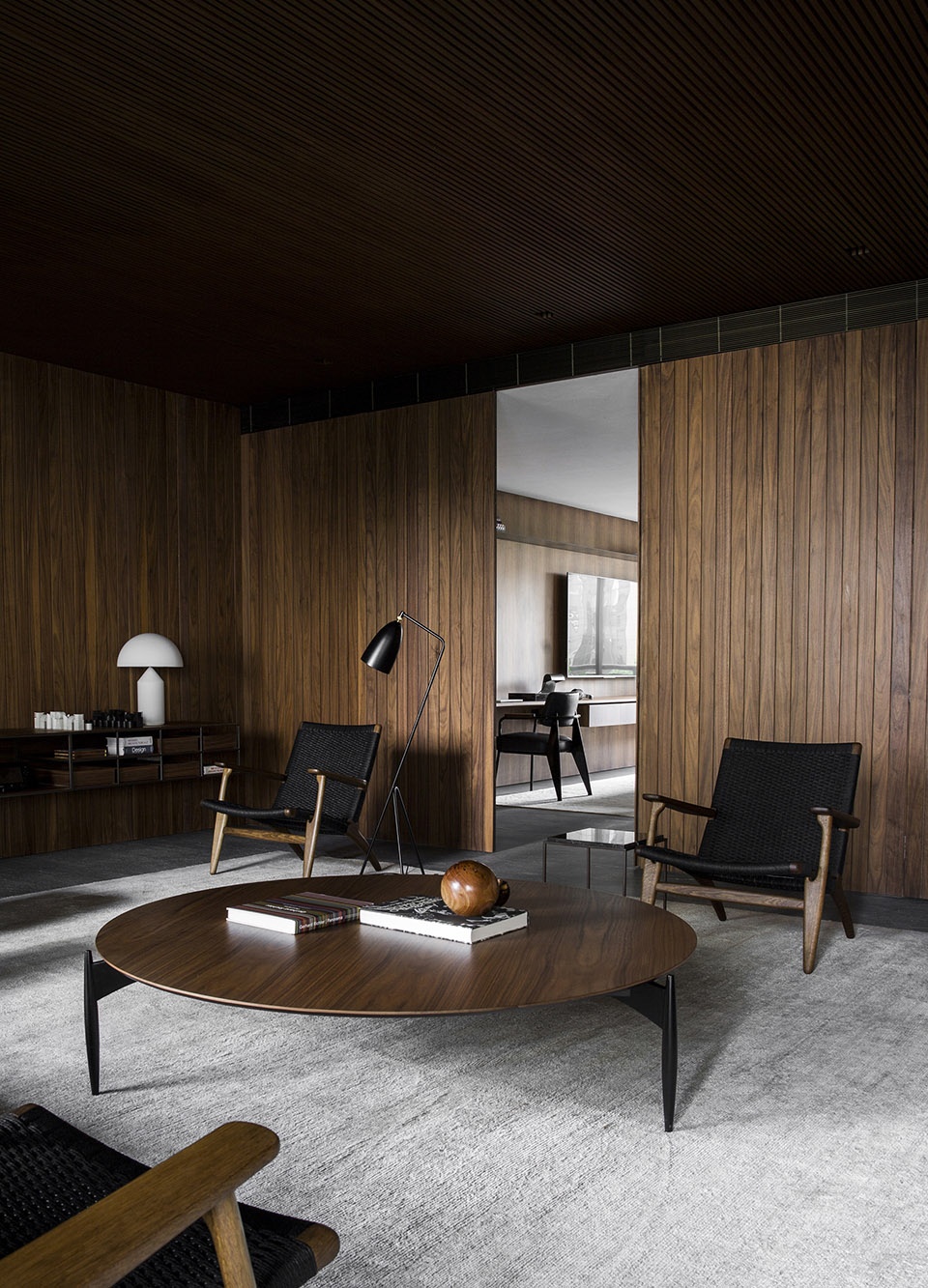 flat5 by studio mk27