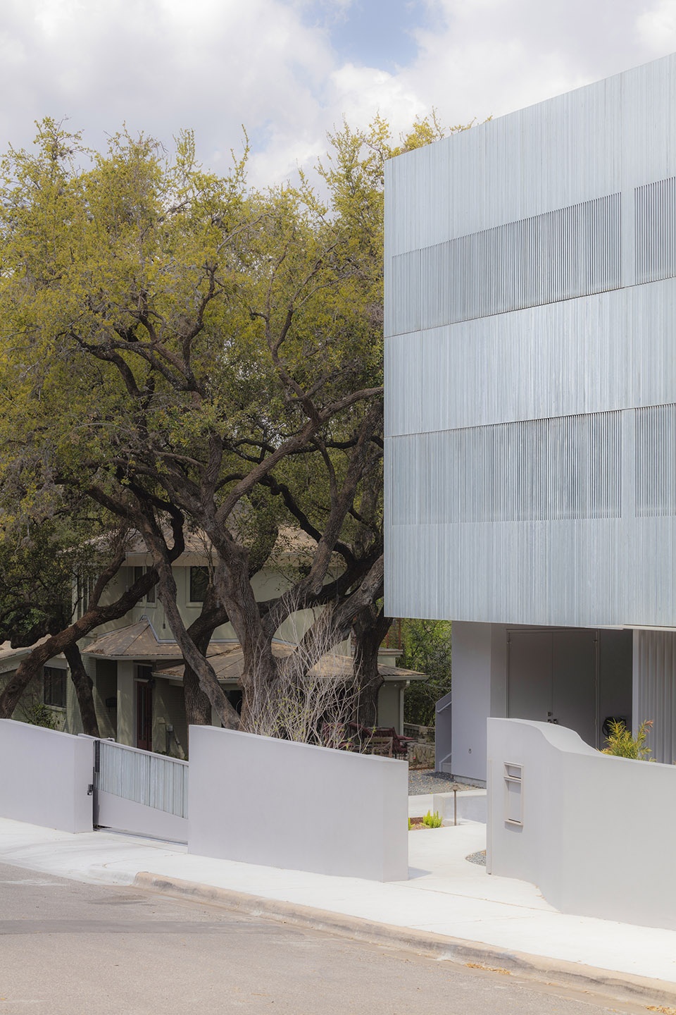 edgecliff residence by miro rivera architects