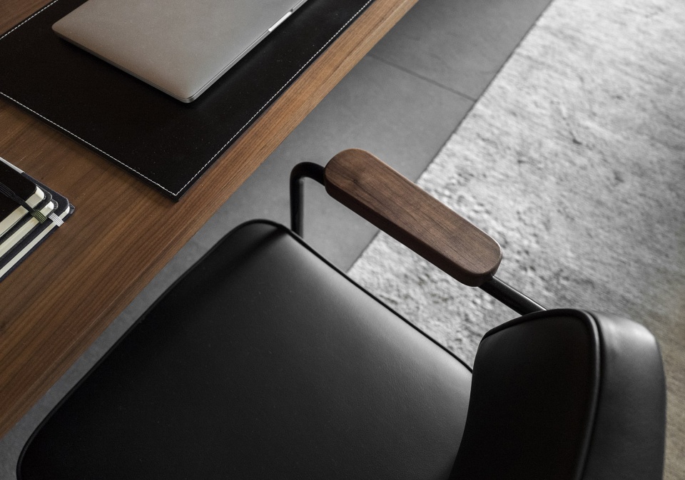flat5 by studio mk27
