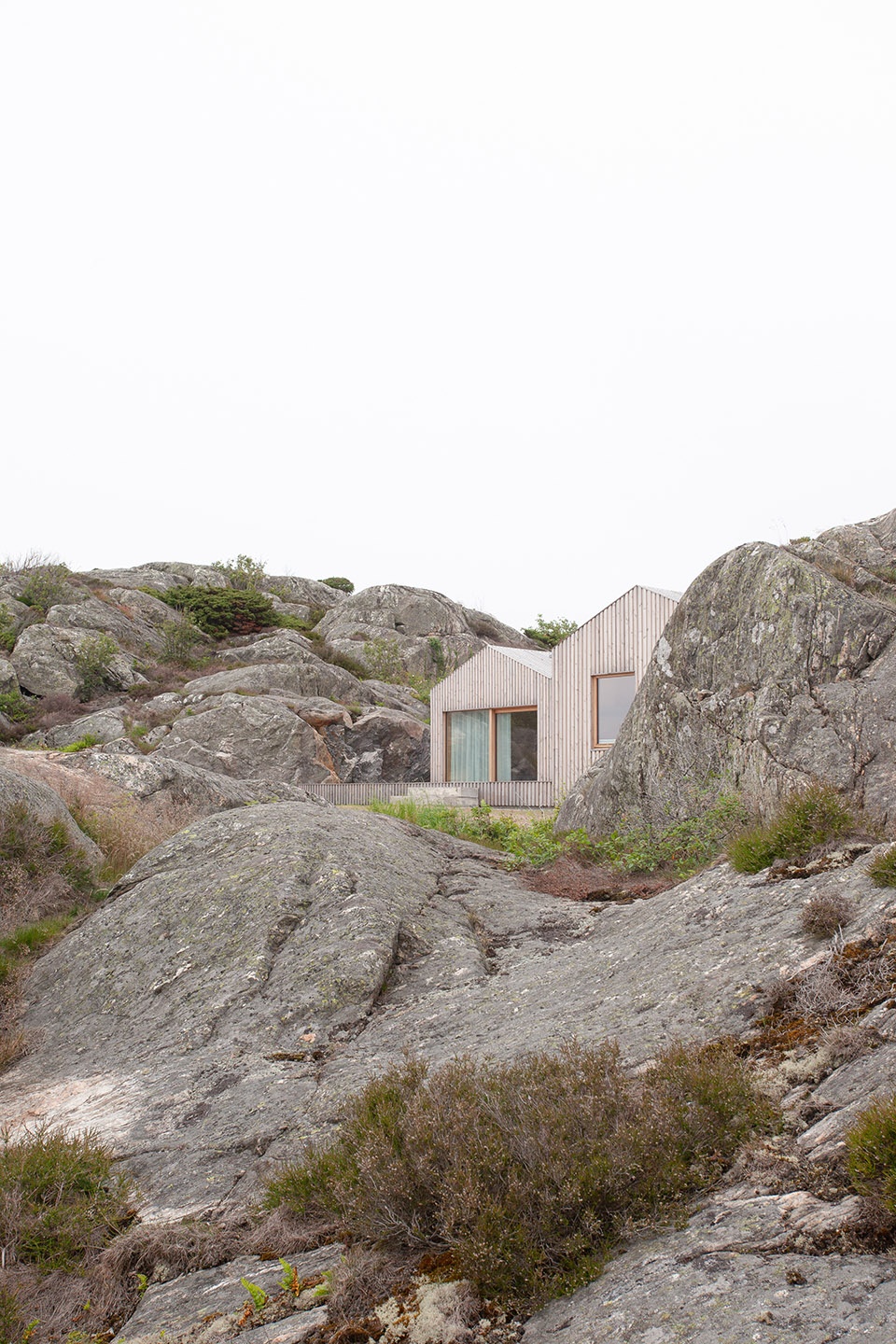 villa vassdal by studio holmberg