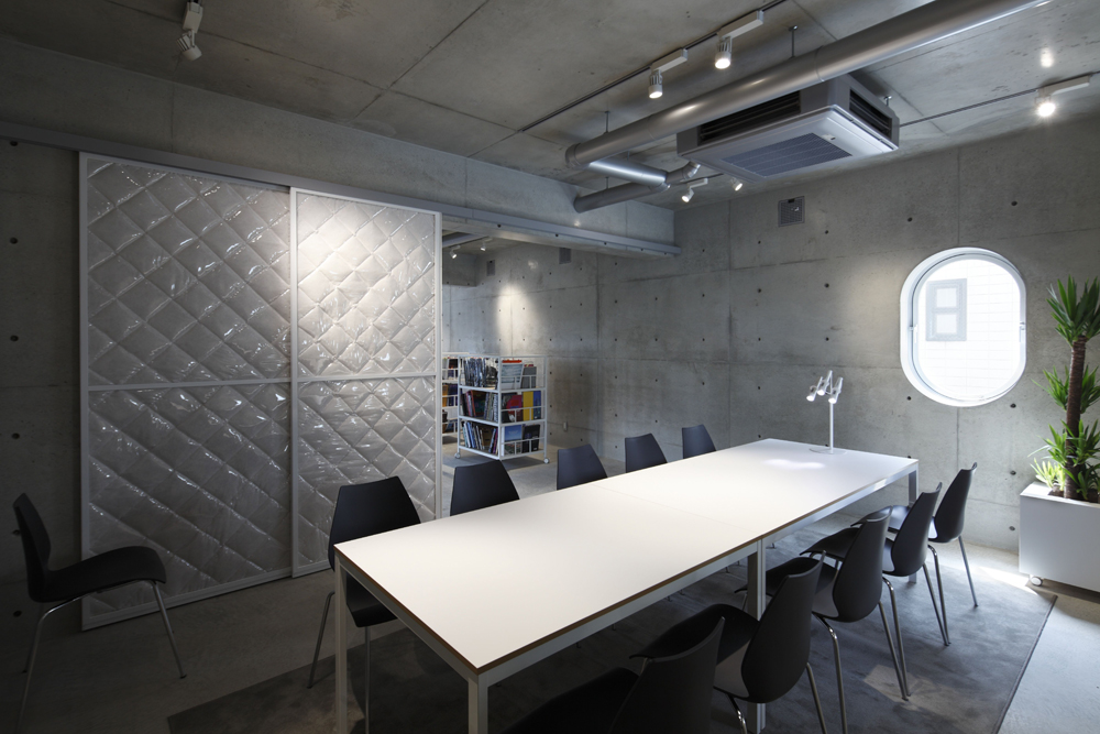 Tetotenote YOSHIHIRO KATO ATELIER