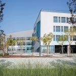 黄城根小学昌平校区，北京 / 和立建筑实践