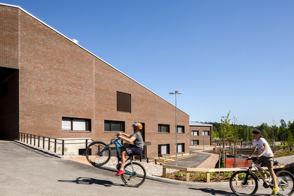 syvalahti education centre by verstas architects