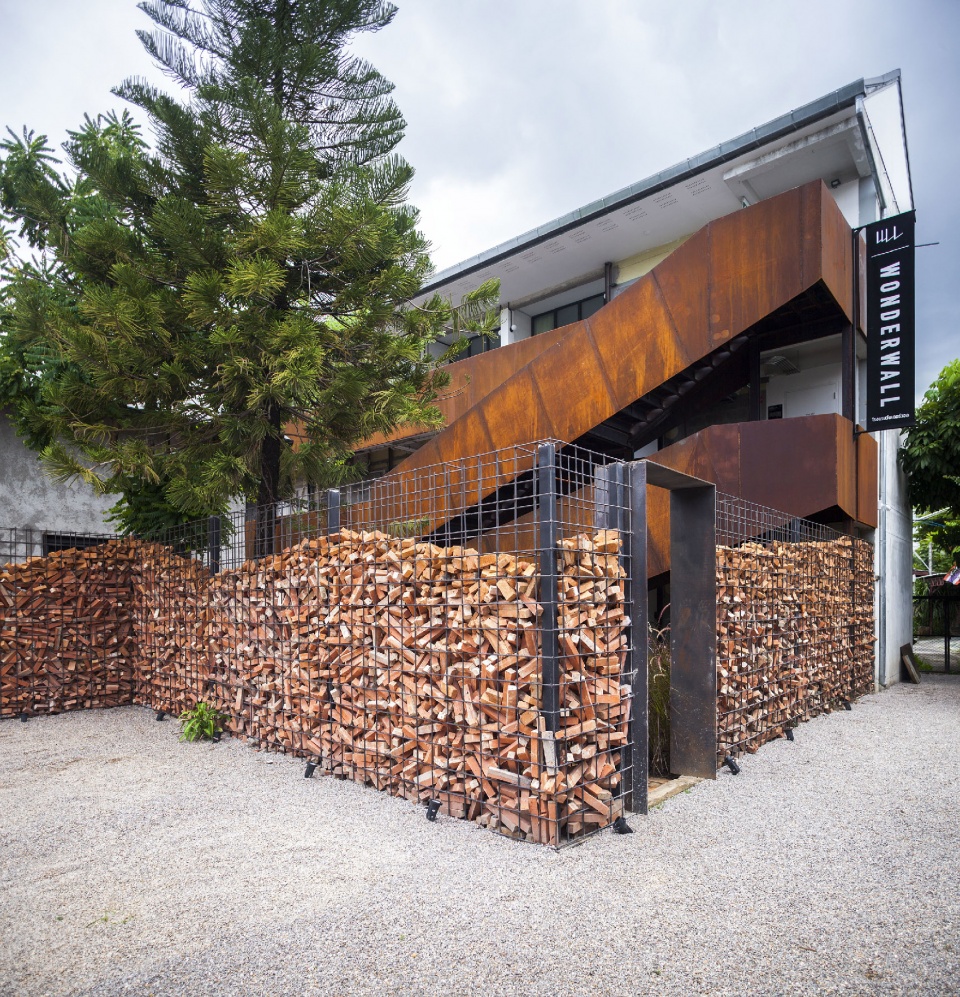 wonderwall hotel by blank studio