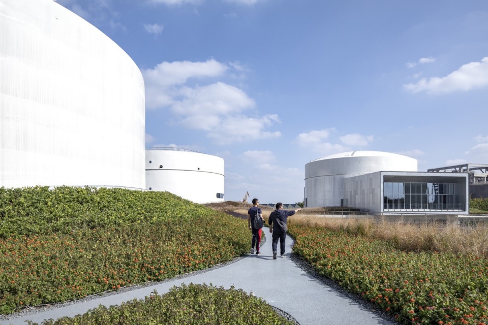 tank shanghai china by open architecture