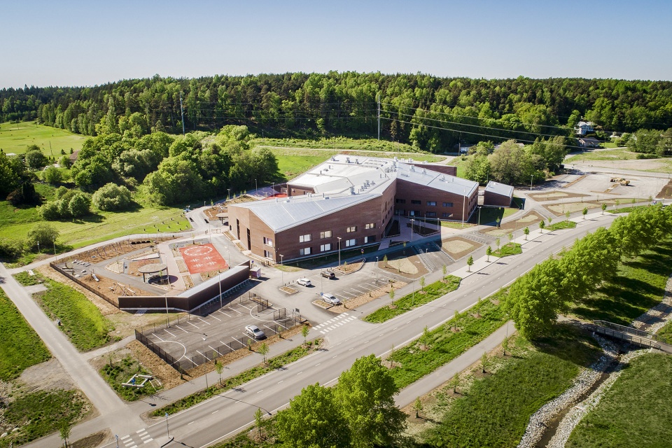 syvalahti education centre by verstas architects