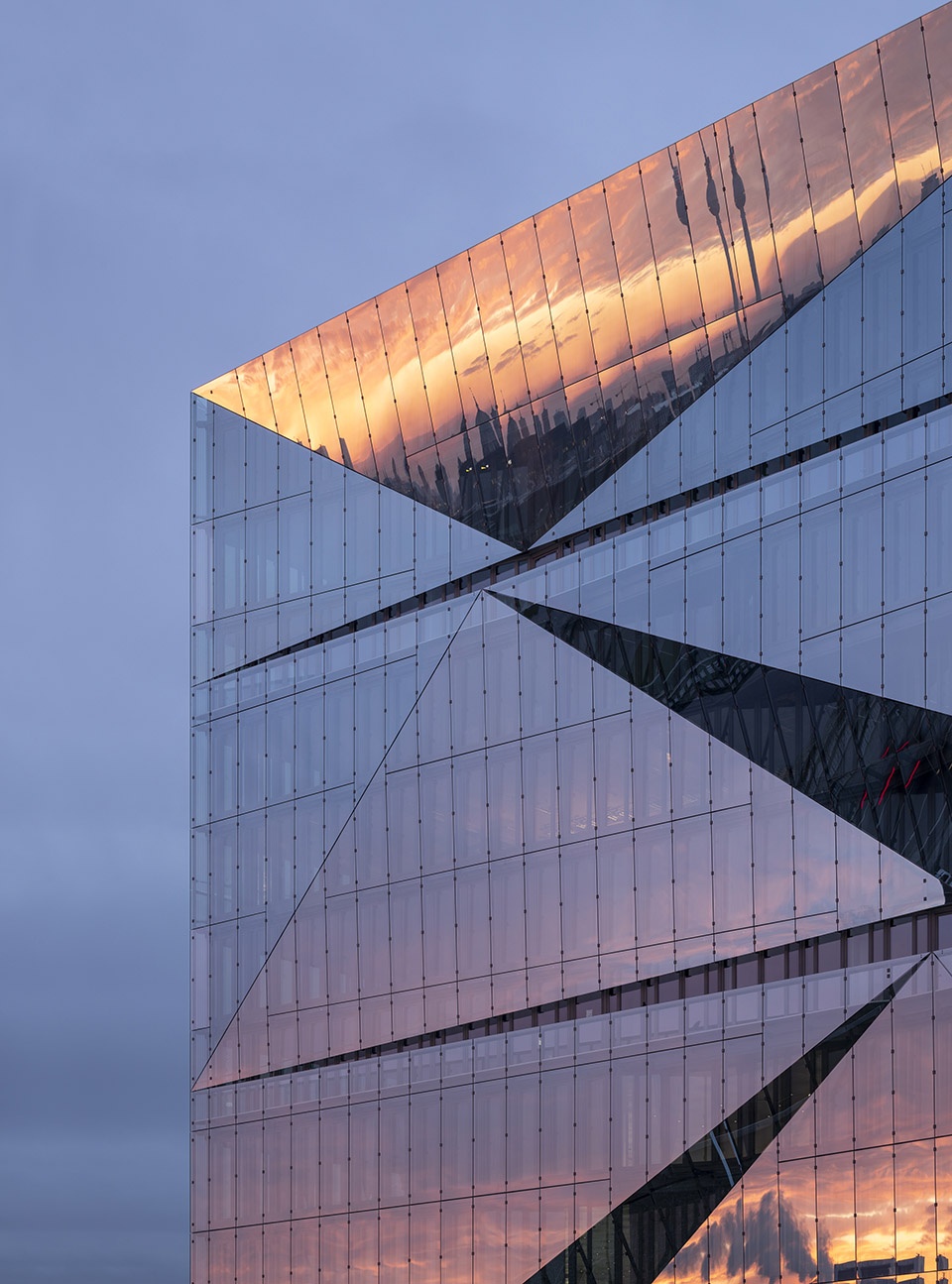 cube berlin by 3xn