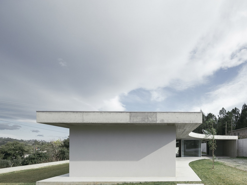 casa bloma Bruno Dias Arquitectura