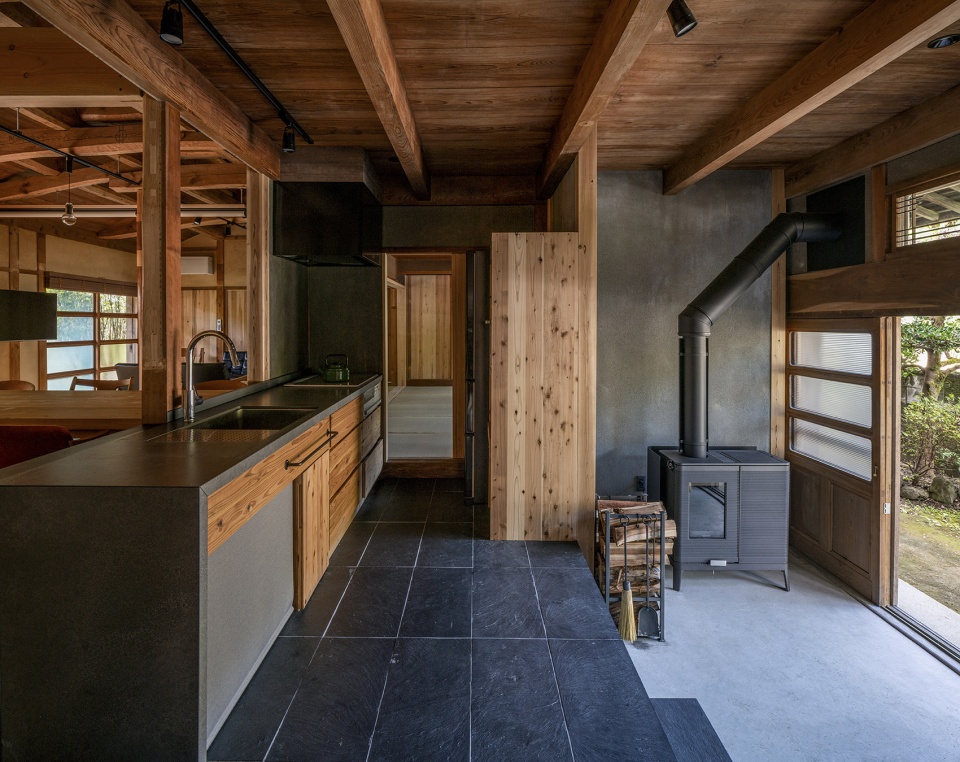 sansan kamiyama lab omoya by shushi architects