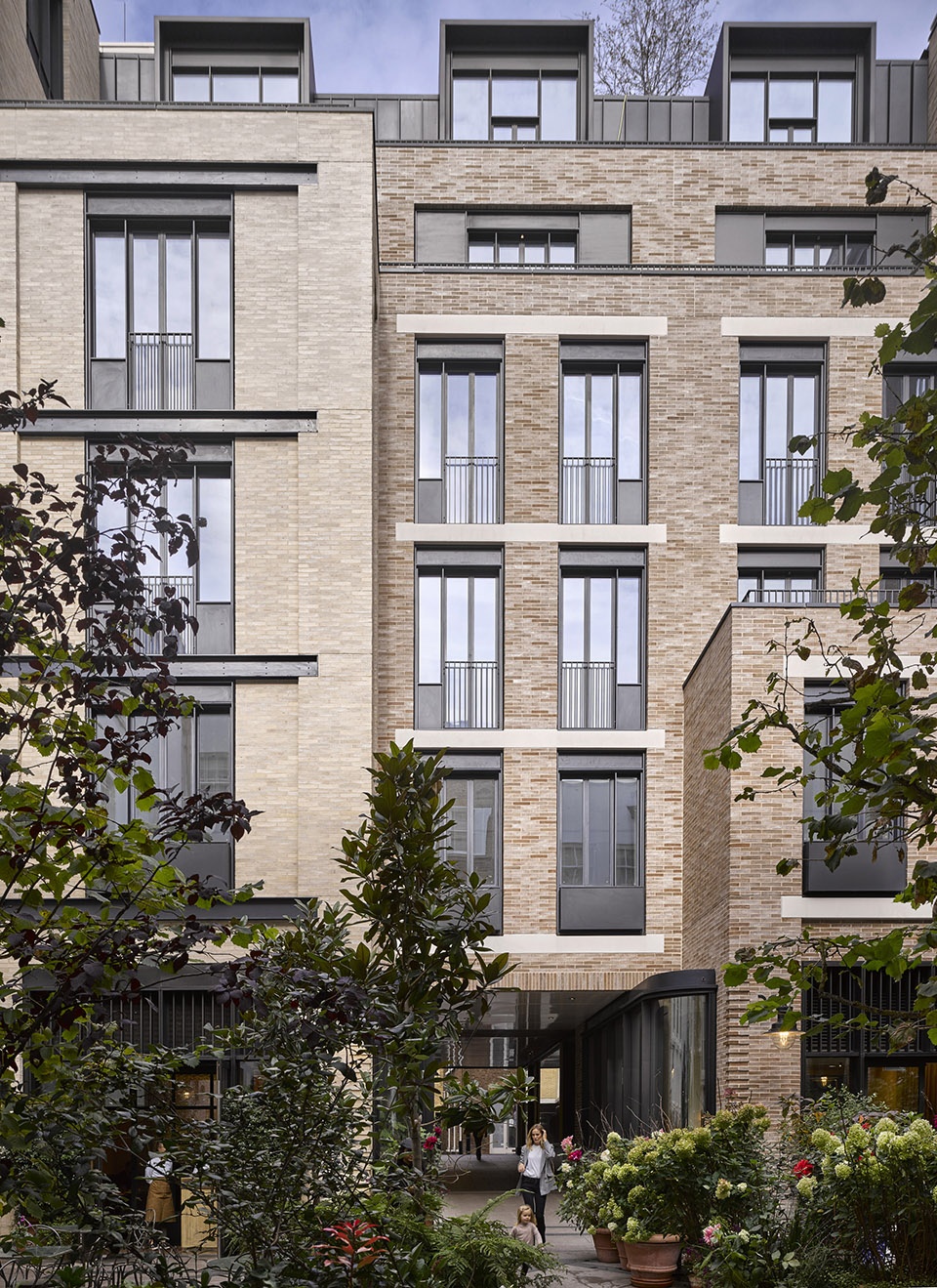floral court by kpf