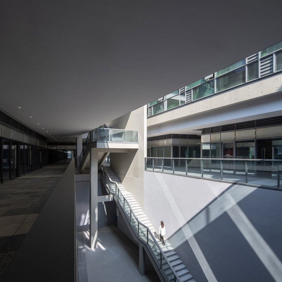 shenzhen international art design center iadc art arcade china by tanghua architect associates