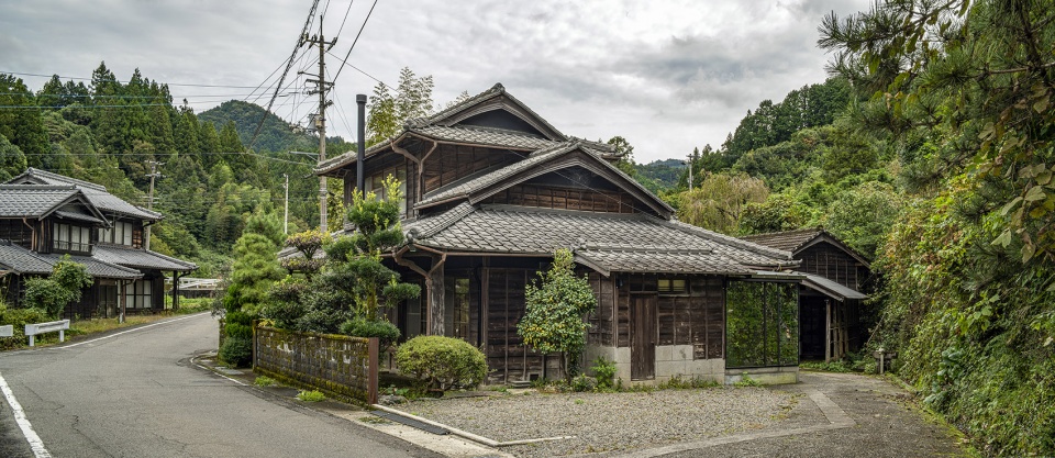 sansan kamiyama lab omoya by shushi architects