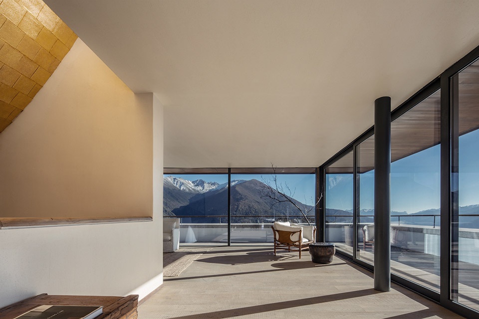 sunyata hotel in meili snow mountain china by zhaoyang architects