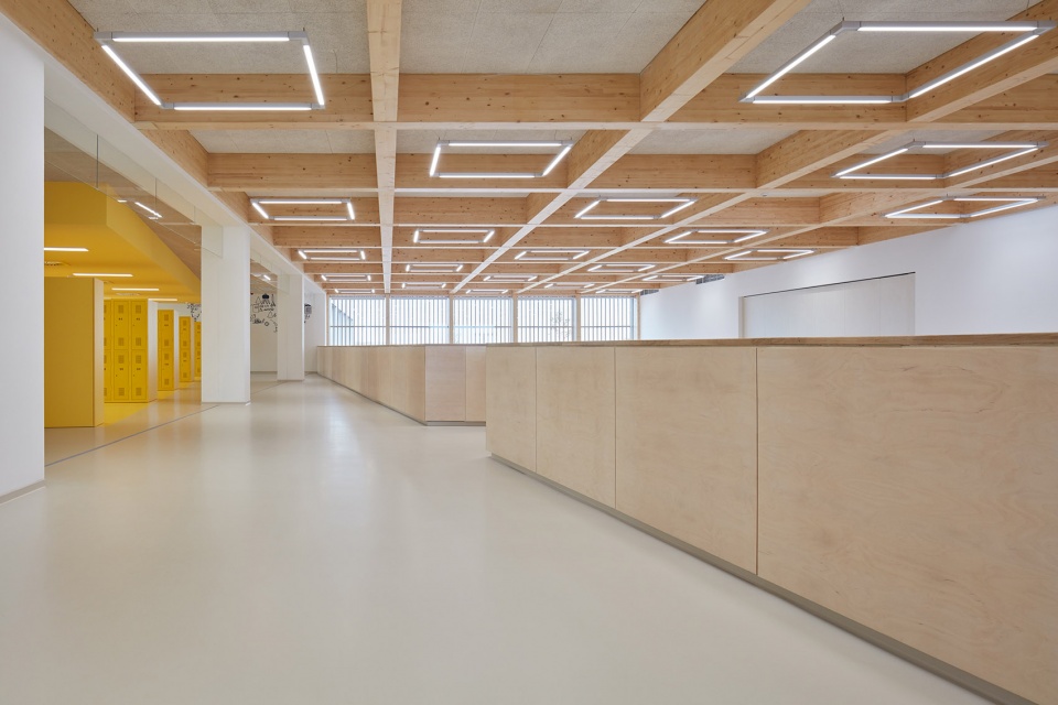 elementary school amos for psary and dolni jircany by soa architekti