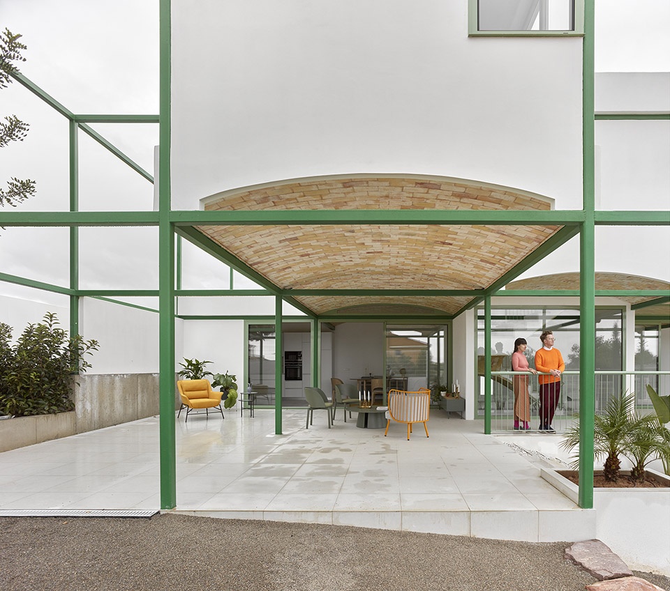 brick vault house by space popular
