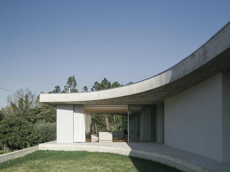 casa bloma Bruno Dias Arquitectura