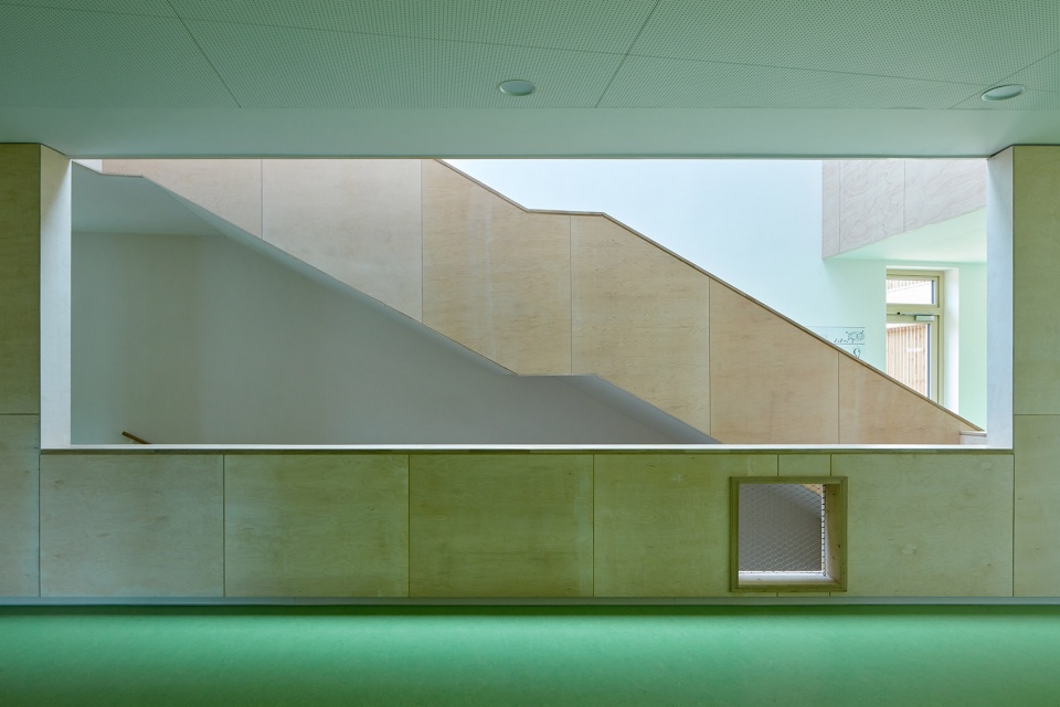 elementary school amos for psary and dolni jircany by soa architekti
