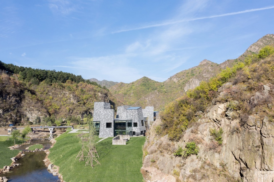 forest valley hot spring center china by blue architecture studio