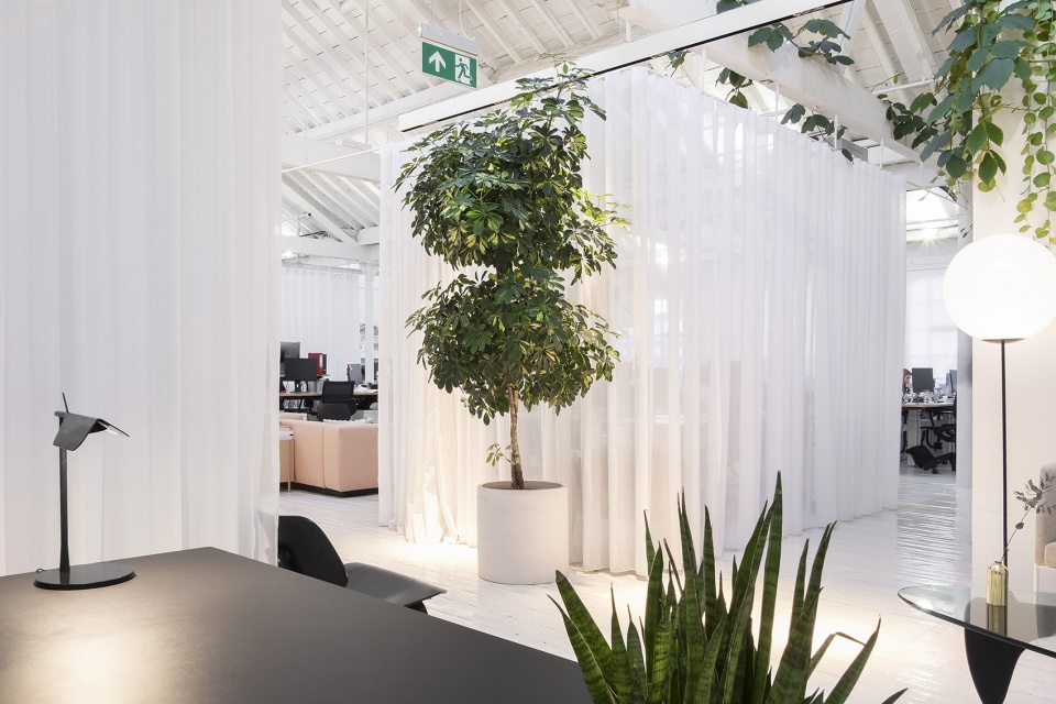 a new workplace of clippings by hut