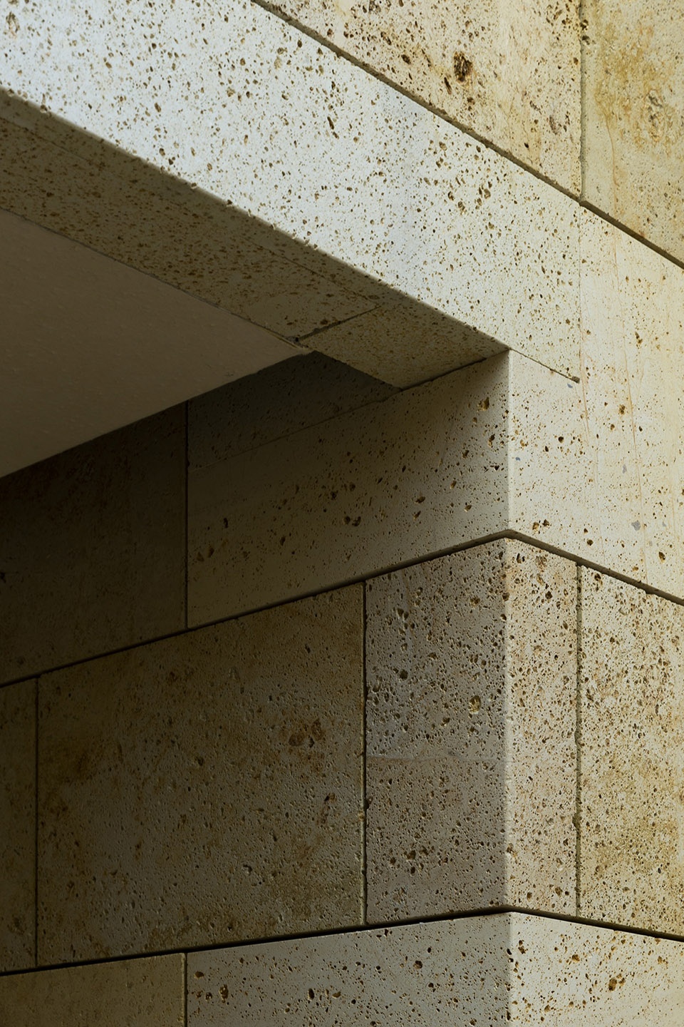 mutan by apollo architects associates