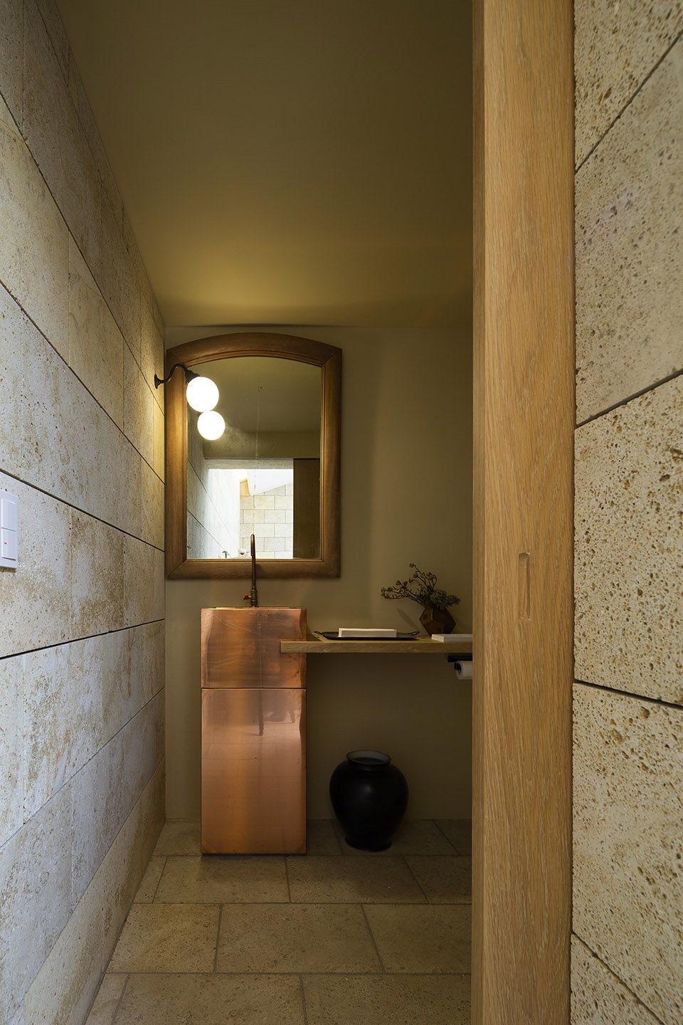 mutan by apollo architects associates