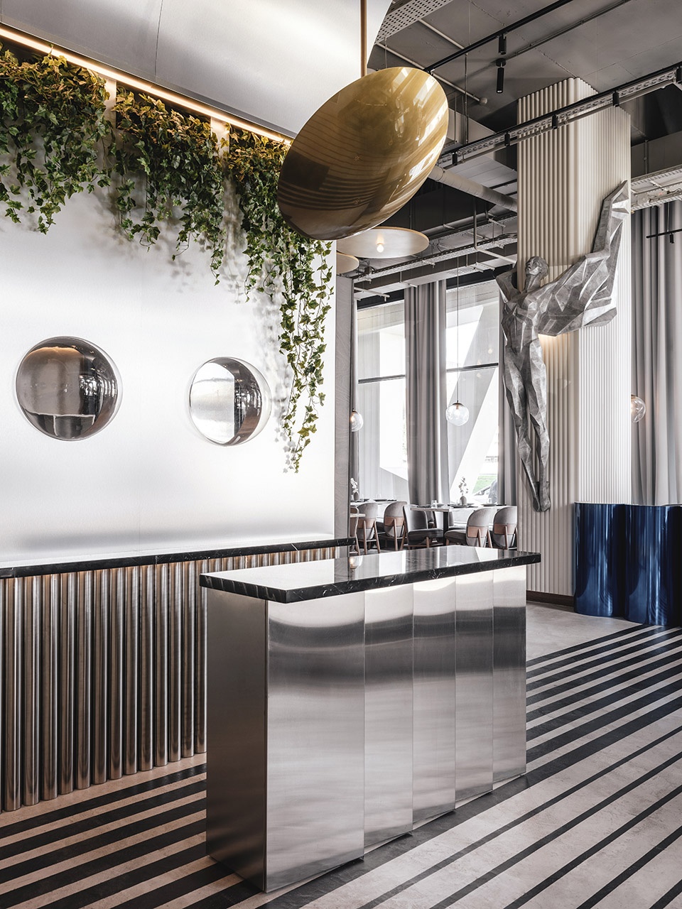 Restaurant Polyot by Asthetique