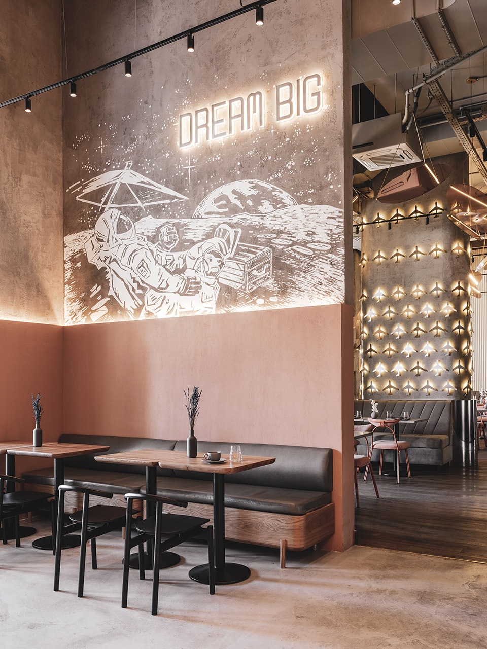 Restaurant Polyot by Asthetique