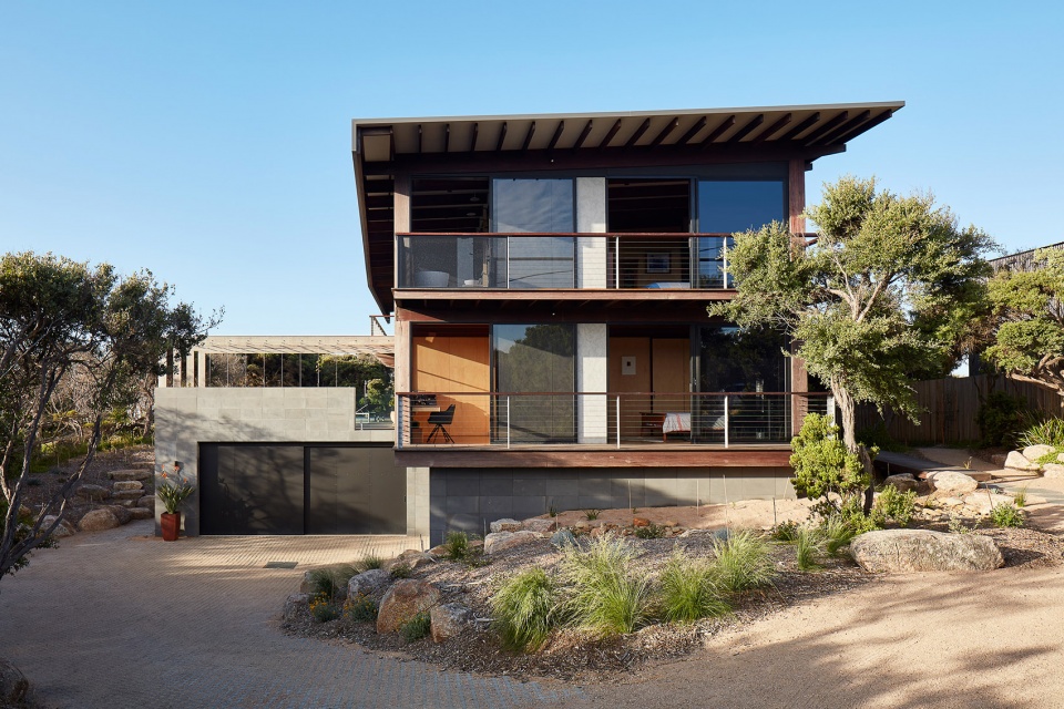 green velvet house by peter winkler architects