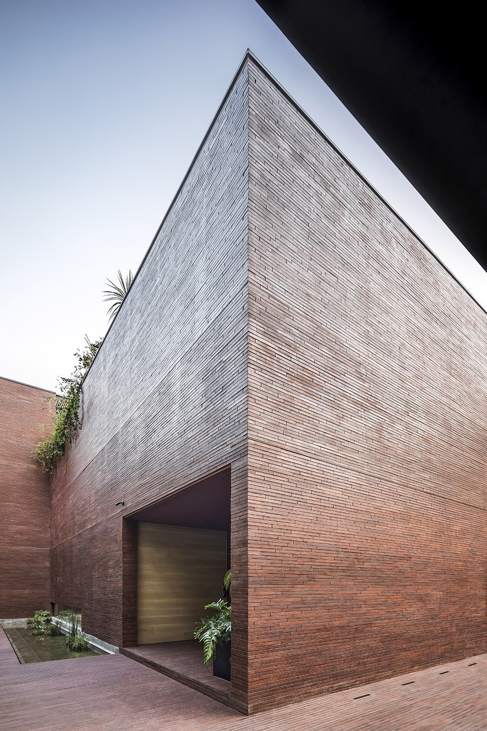 casa sierra fria by esrawe studio