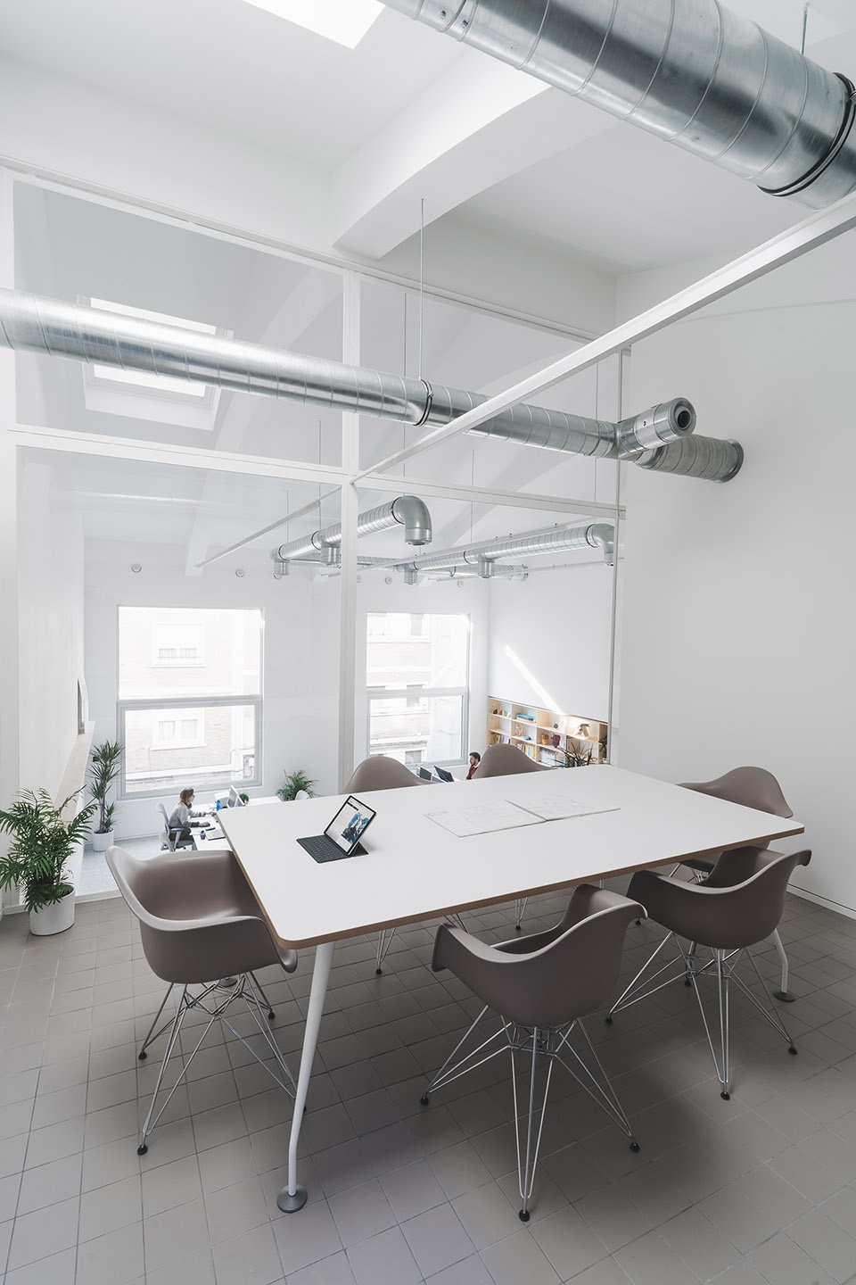 verne and bigd headquarters by verne arquitectura