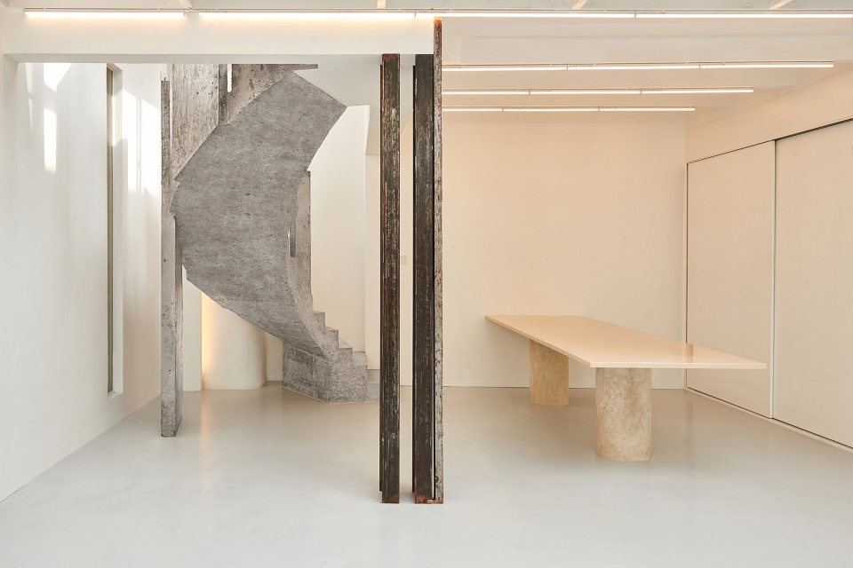 CAIUS Office Studio Glume