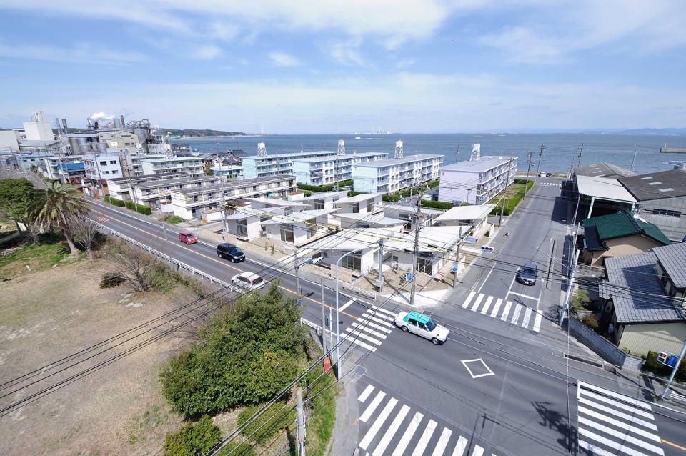 KOWA Public Apartment Complex in Mihama Studio Velocity