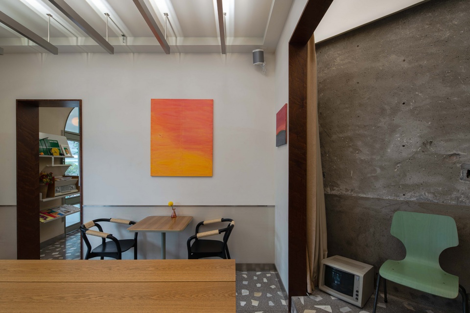 sunset cafe china by iz design studio