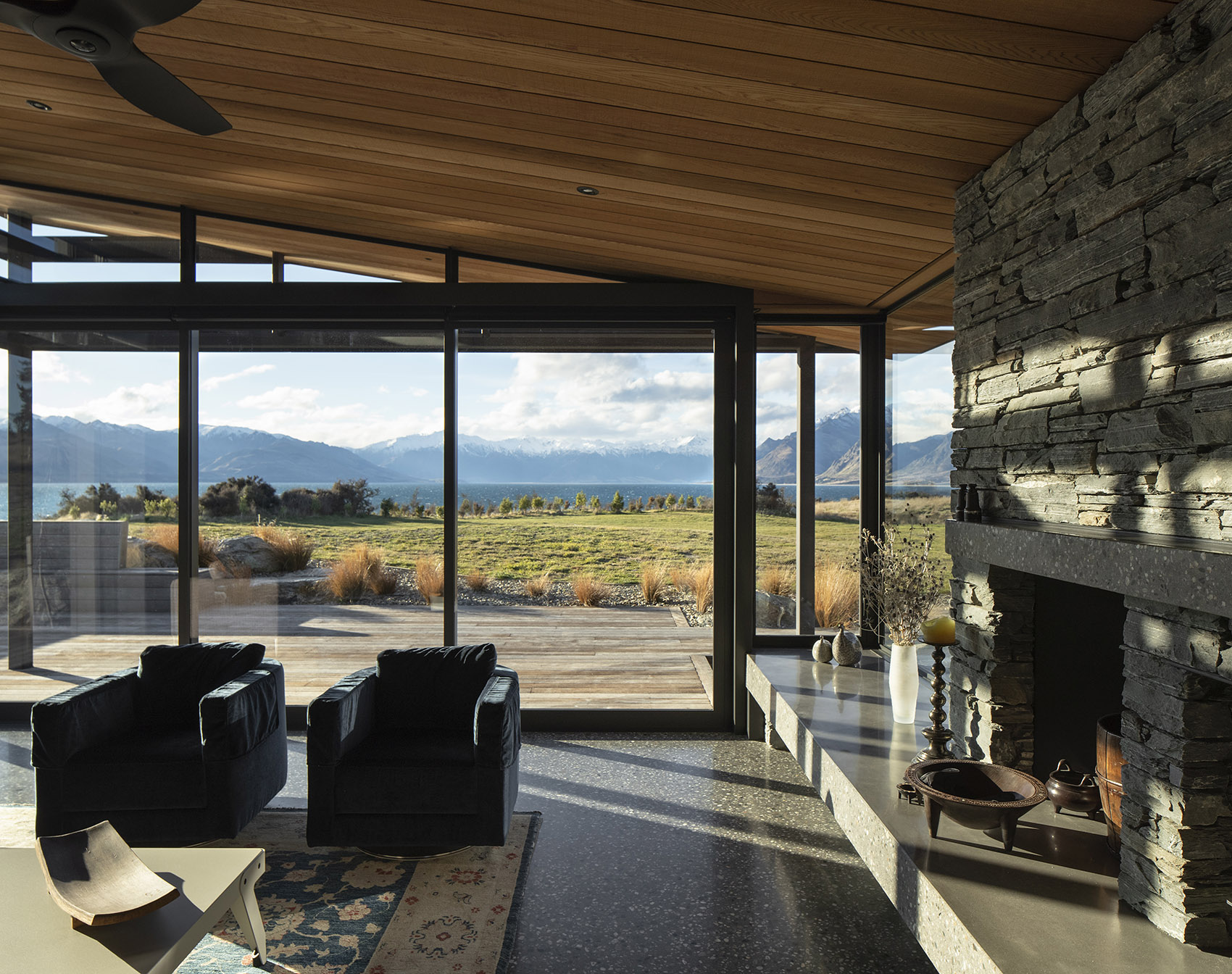 lake hawea house by condon scott architects