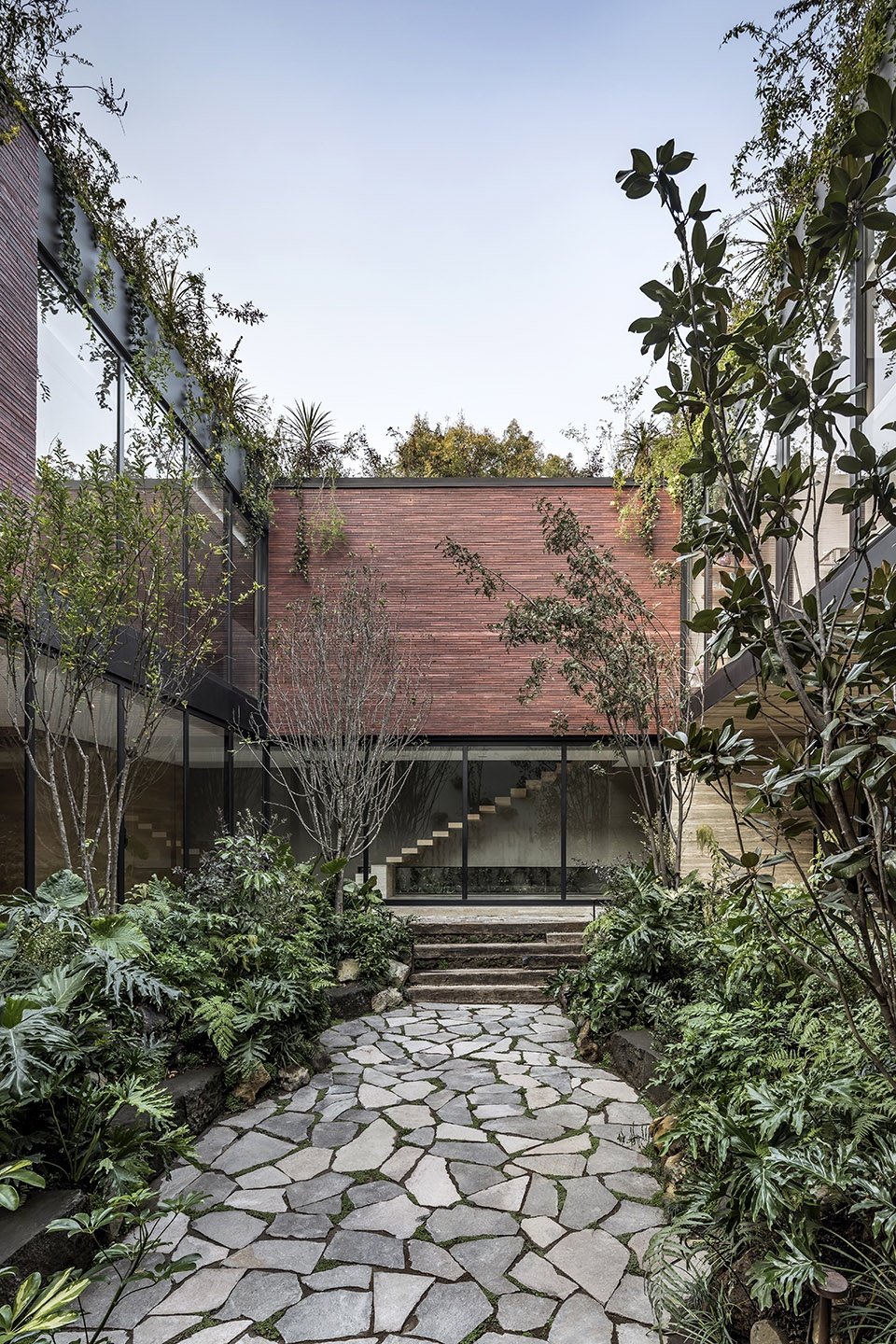 casa sierra fria by esrawe studio