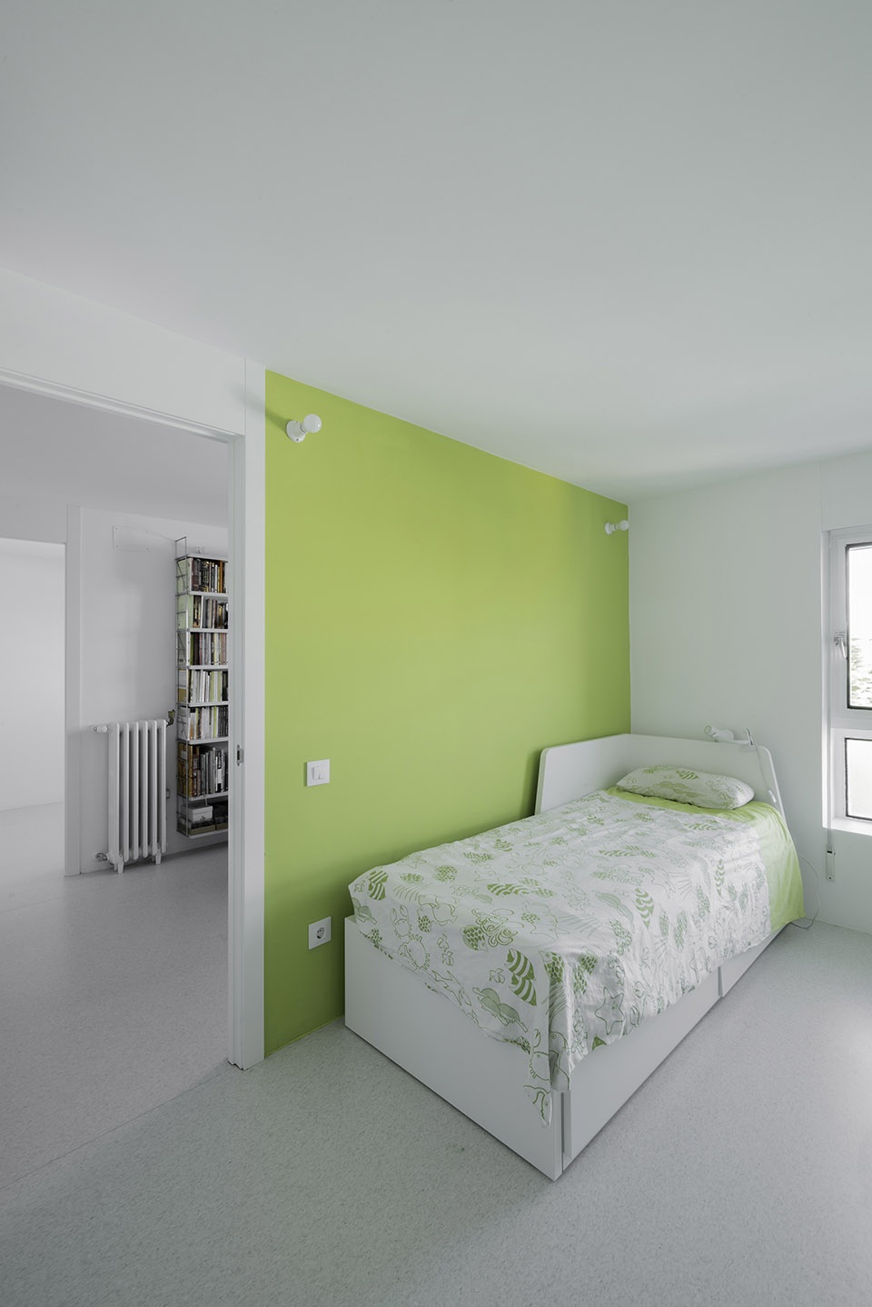 reform apartment in social housing block in madrid by gf arquitectos