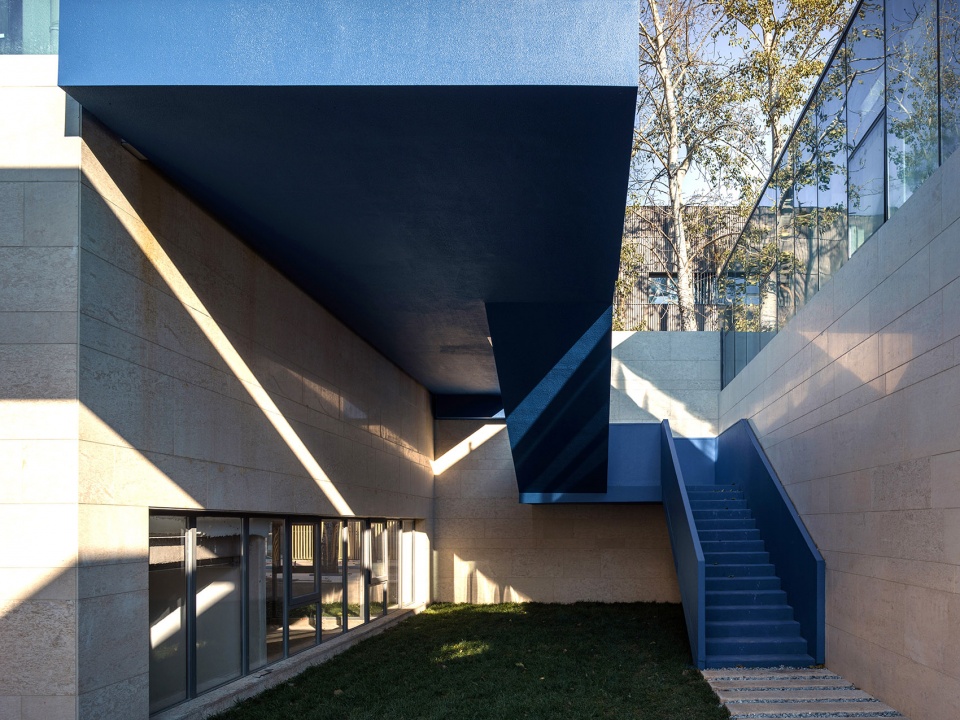 canal art museum china by officeproject