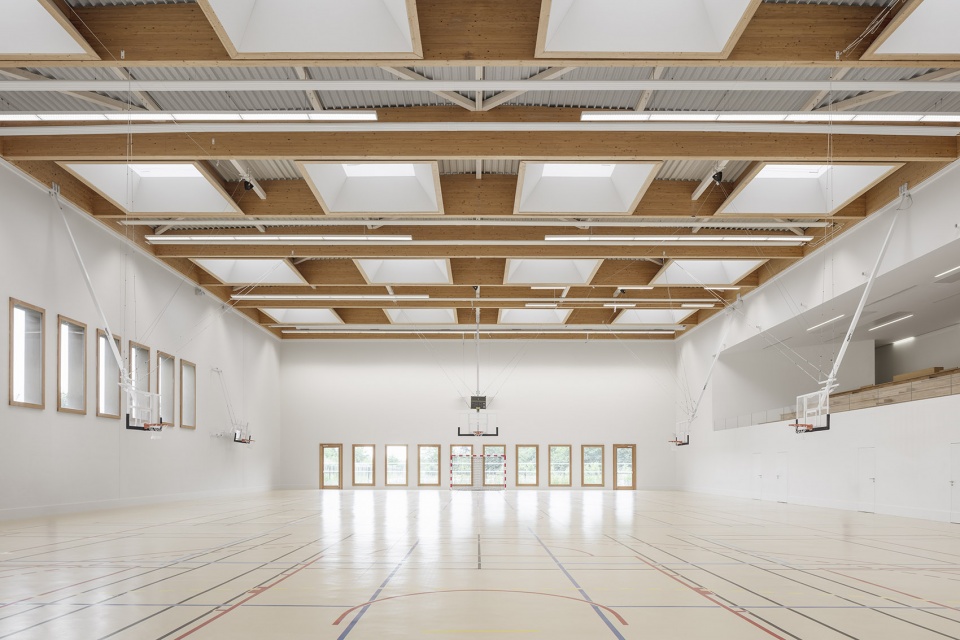 gymnasium villepreux by jolyloiret 1