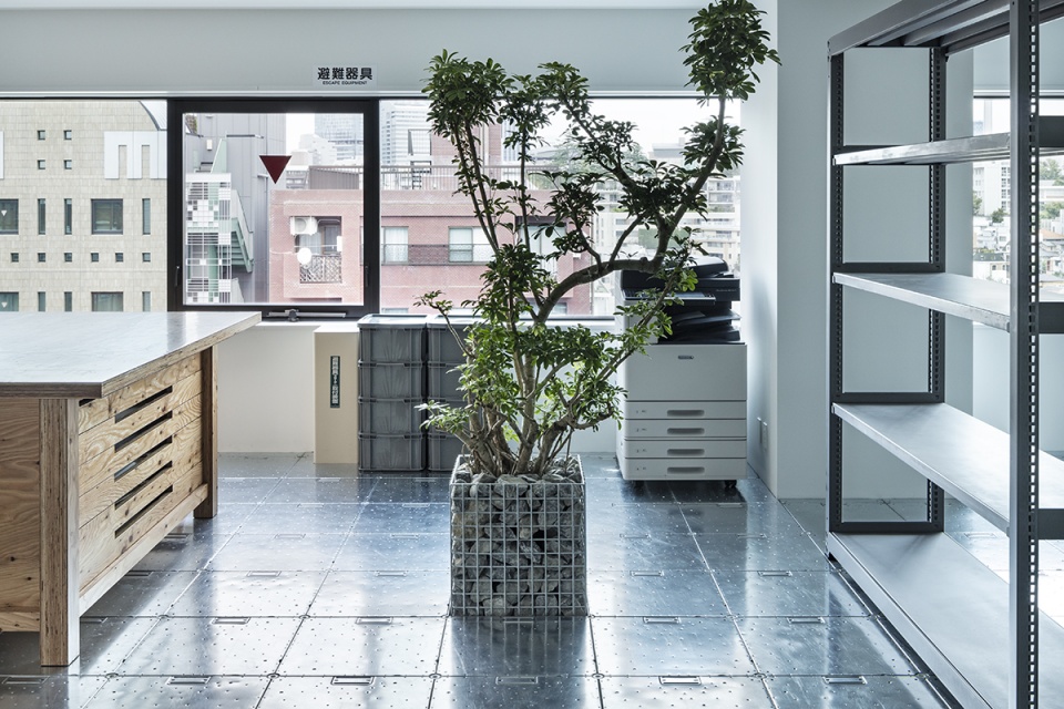 rhizomatiks office by schemata architects