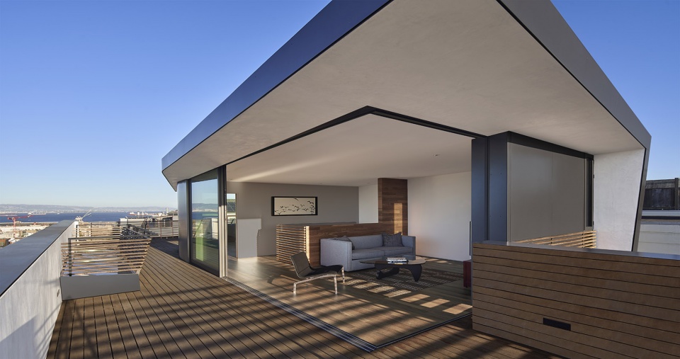 house on hillside by terry terry architecture