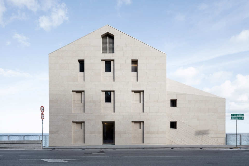 a house in the sea marco ciarlo associati