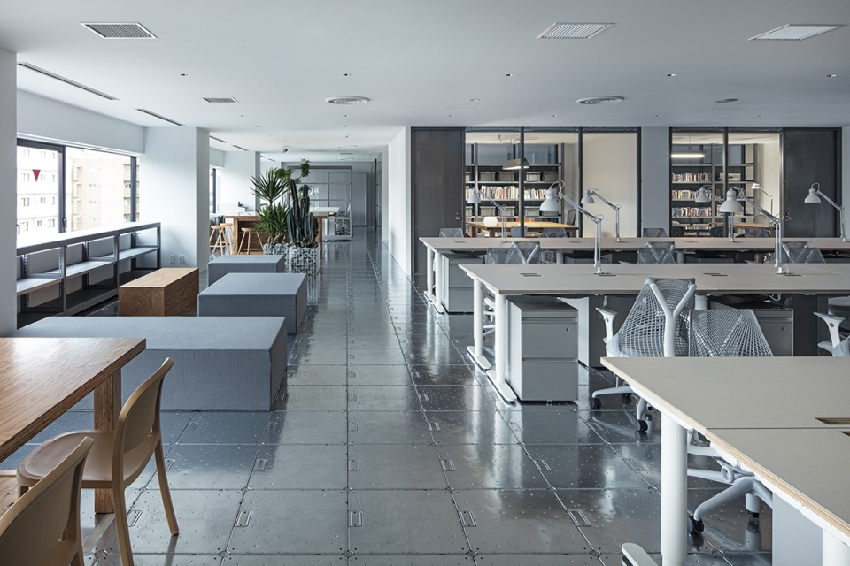 rhizomatiks office by schemata architects