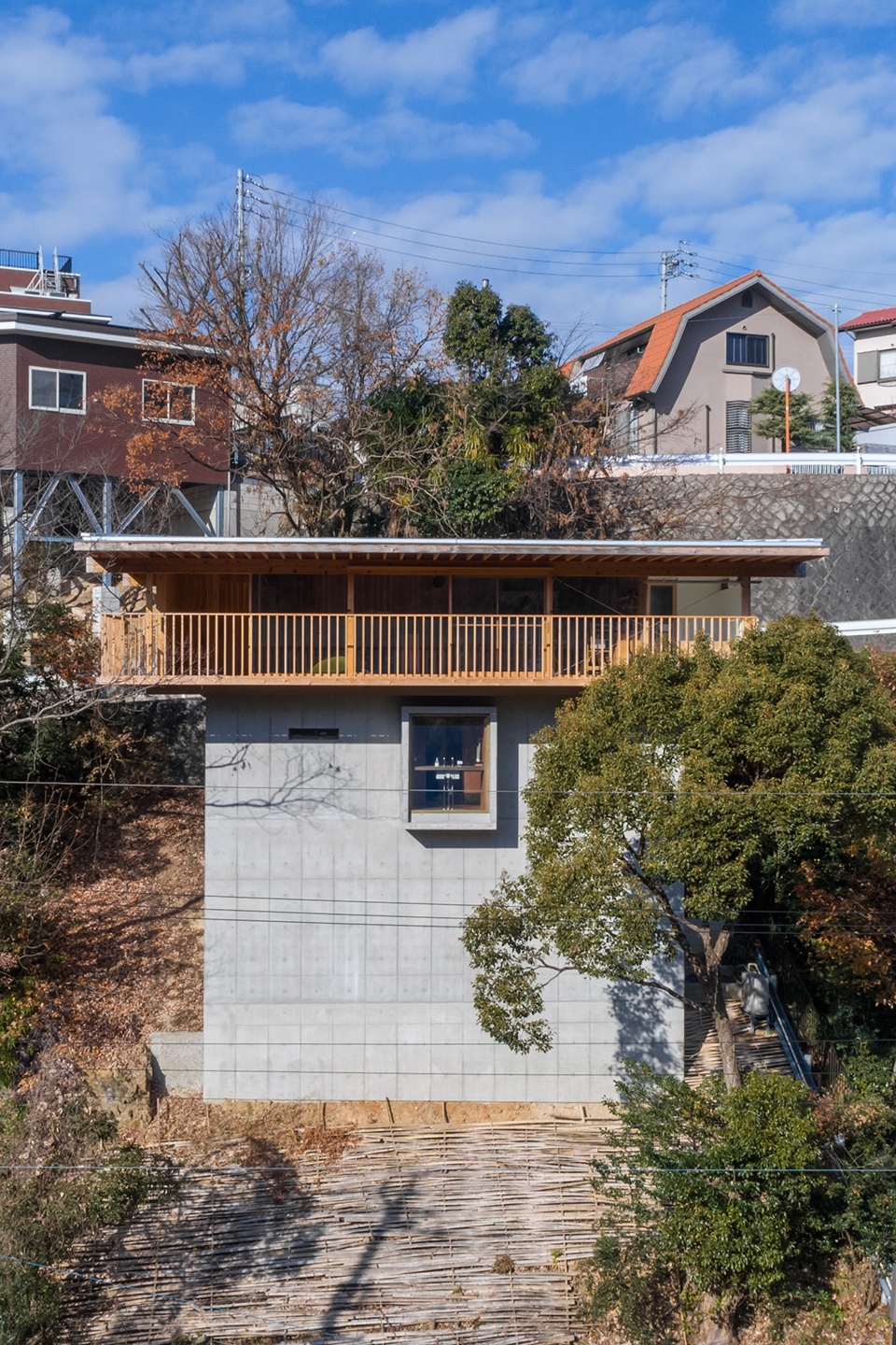 Takenoyama House by Tomoaki Uno Architects