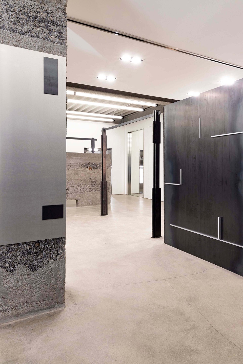 Andersson Bell Creative Studio Unravel