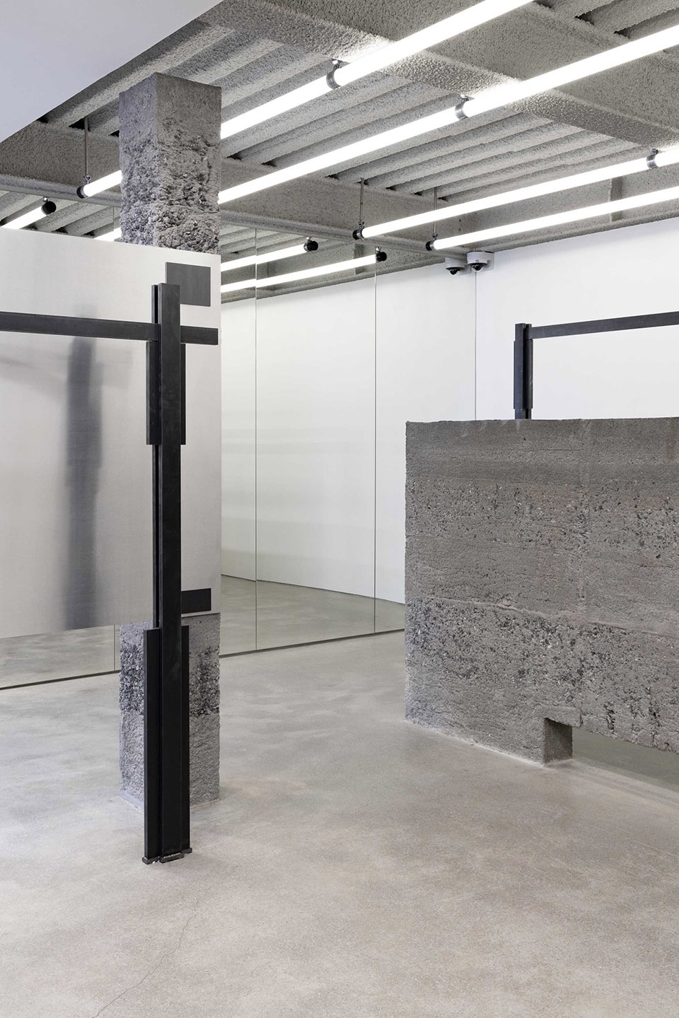 Andersson Bell Creative Studio Unravel