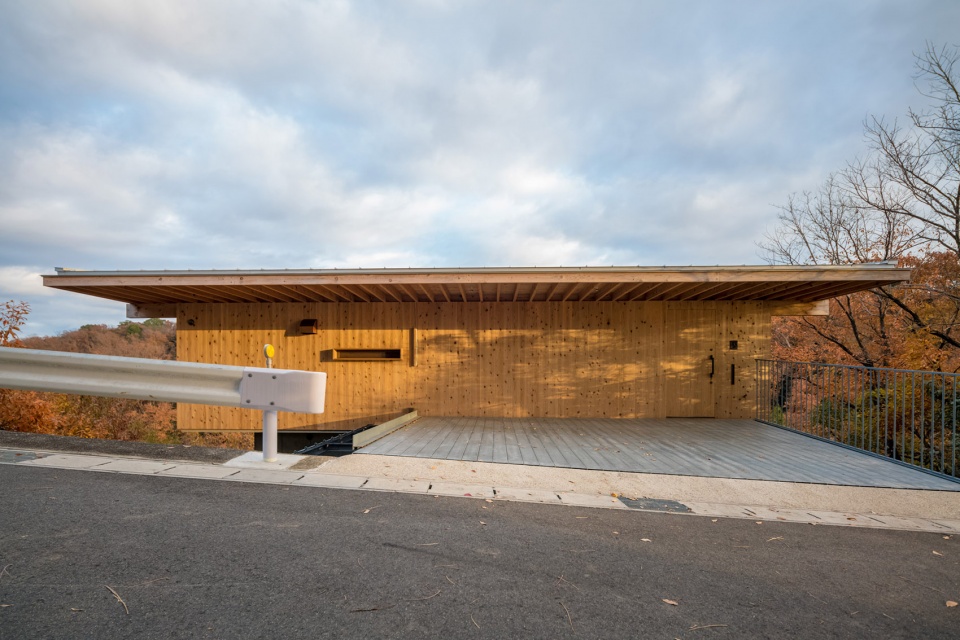 Takenoyama House by Tomoaki Uno Architects