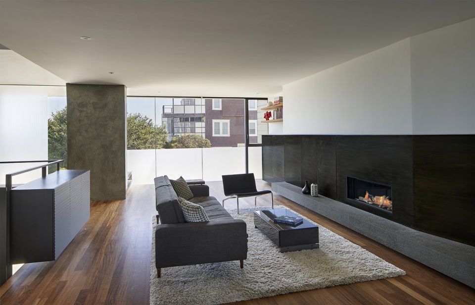 house on hillside by terry terry architecture