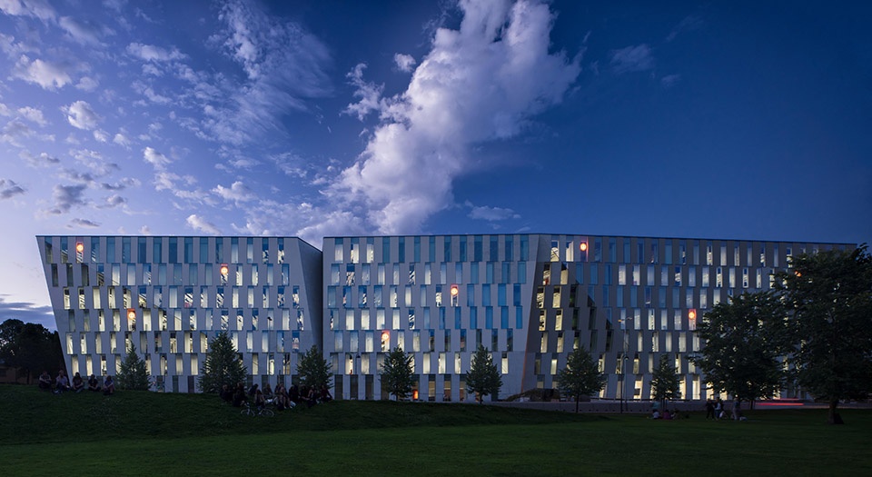 op financial group headquarters by jkmm architects