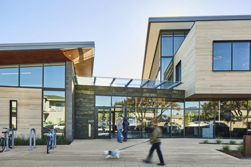 half moon bay library by noll tam architects